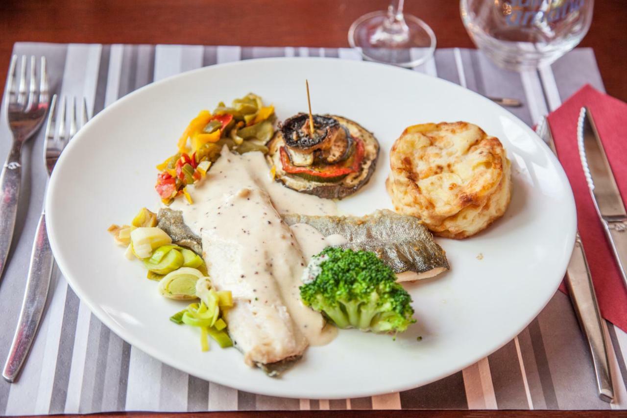 Auberge Du Moulin D'Audenfort Audrehem 外观 照片